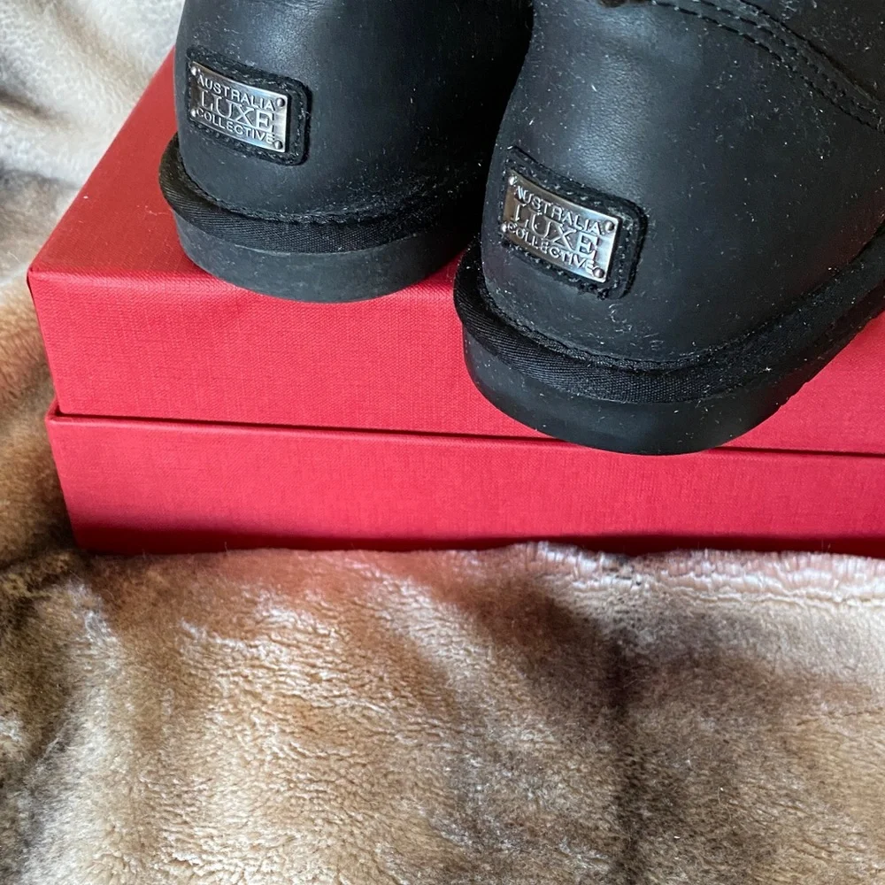 Australia Luxe Collection Sheepskin Lined Black Leather Logo Boots Unisex